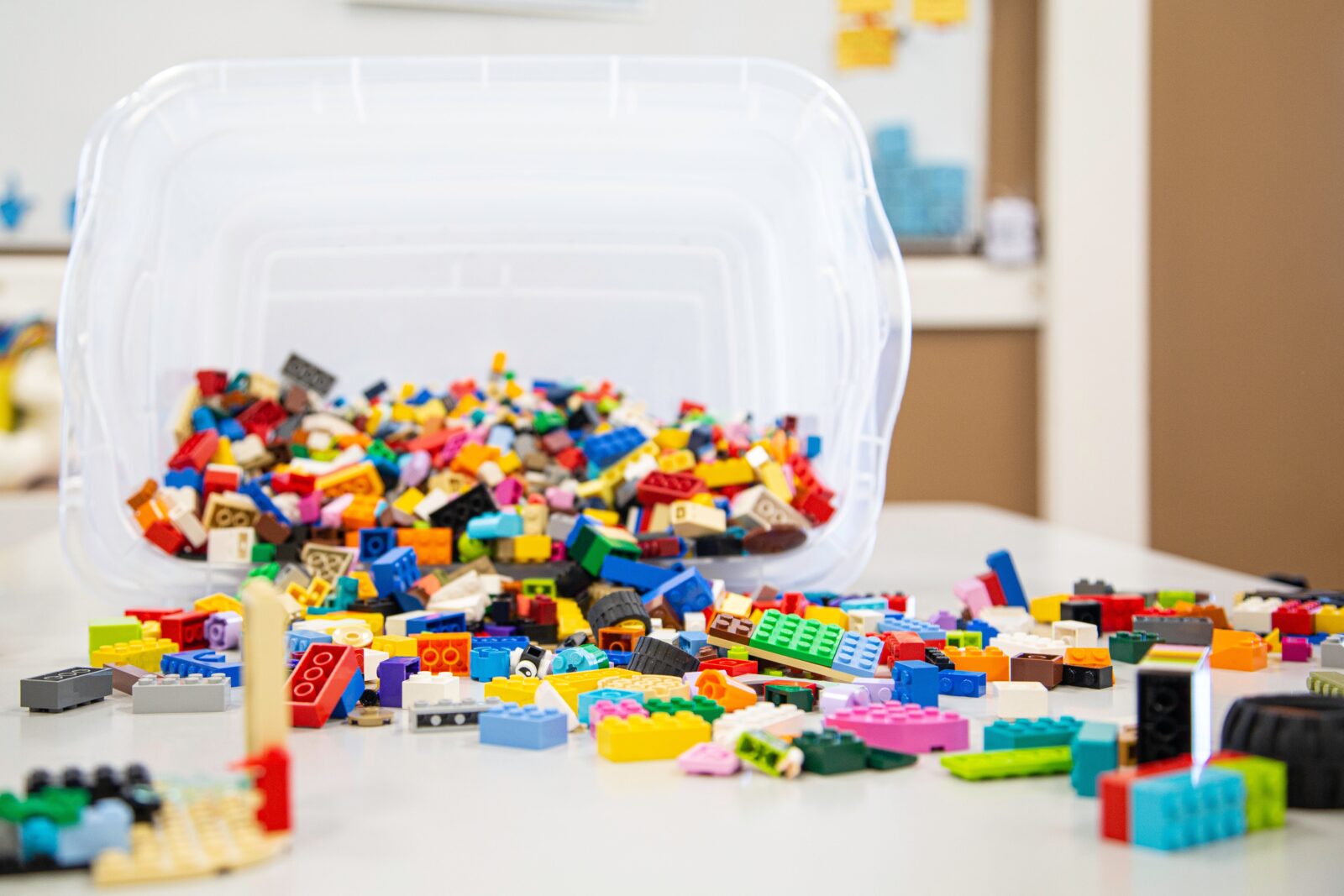 Photo by Scott McNiel: https://www.pexels.com/photo/lego-blocks-on-white-plastic-container-7662317/
